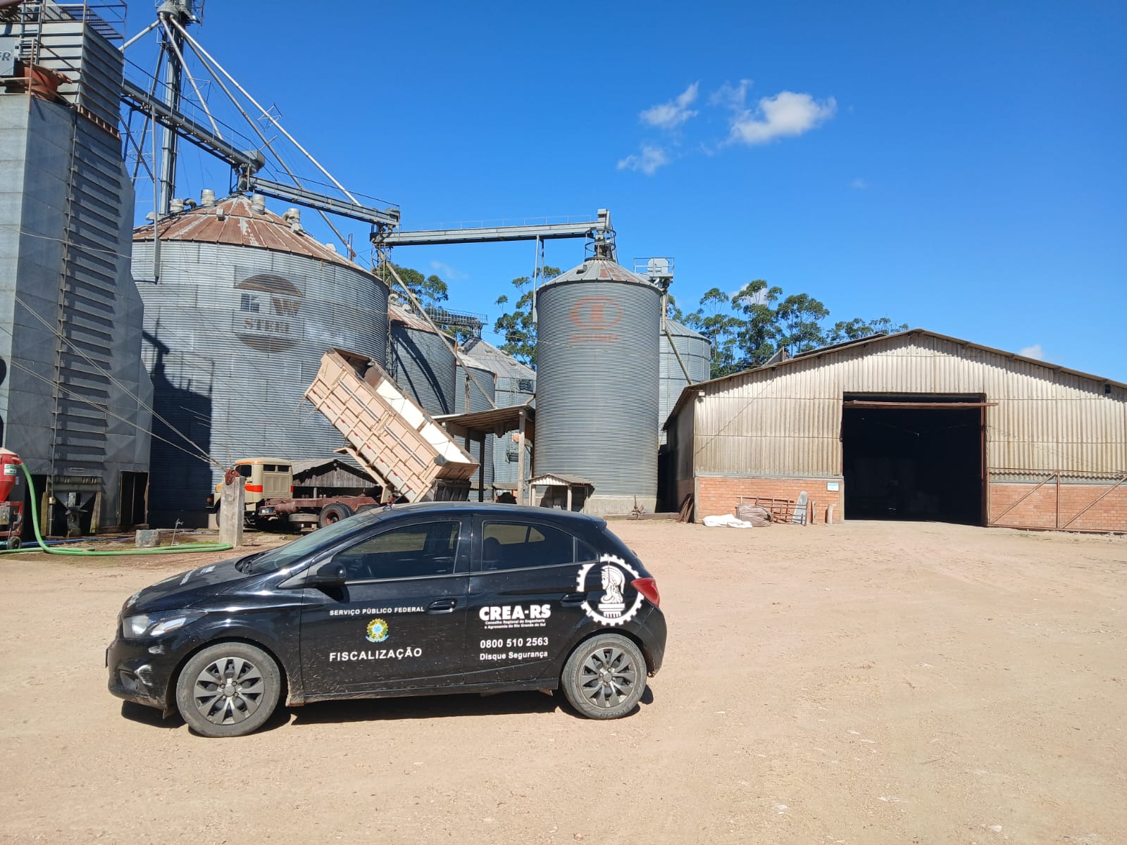 Silos e armazenadoras de gr&atilde;os exigem a responsabilidade t&eacute;cnica